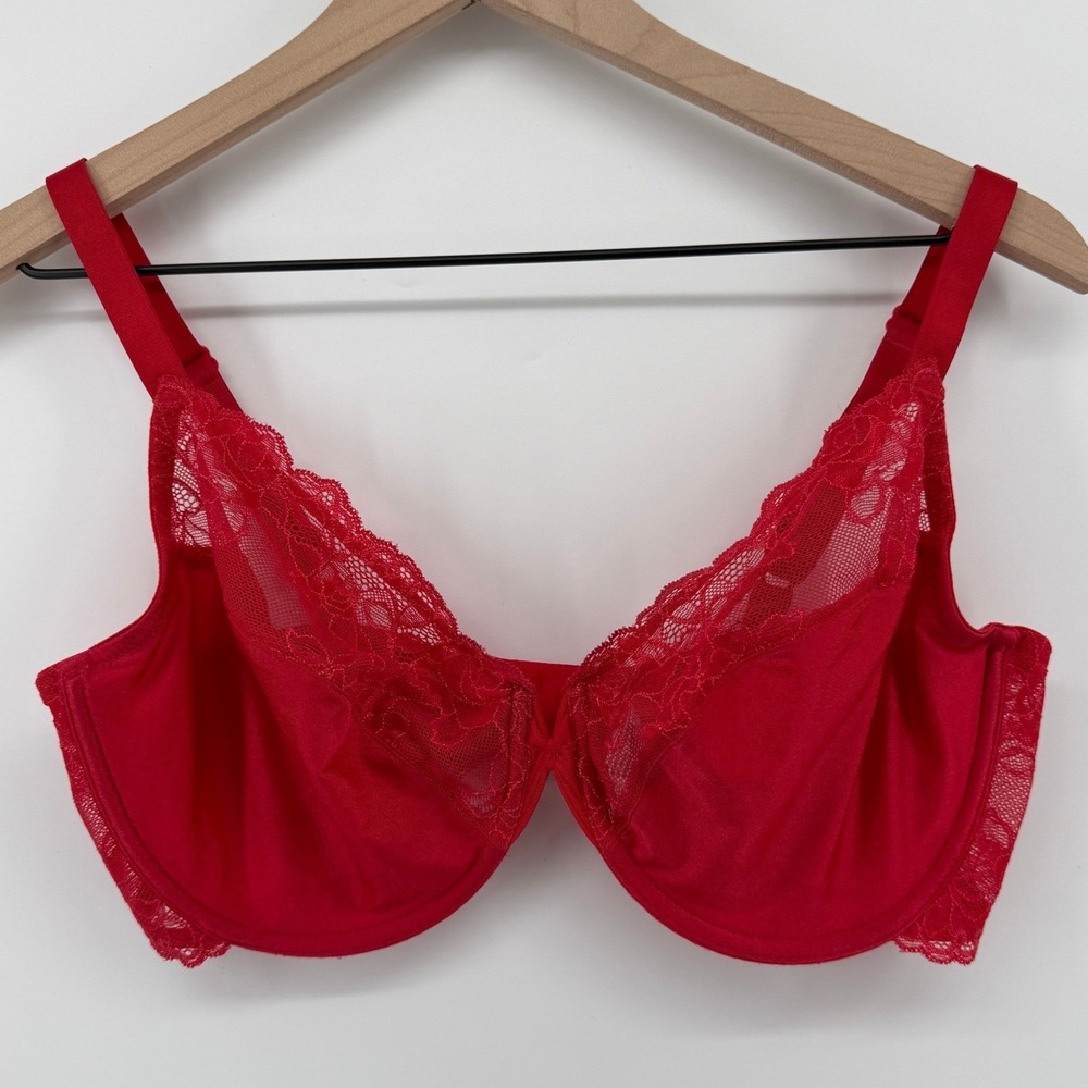 Wacoal Classic Floral Lace Seasonal Fashion Bra Red 38DD Unpadded Light‎ 851127